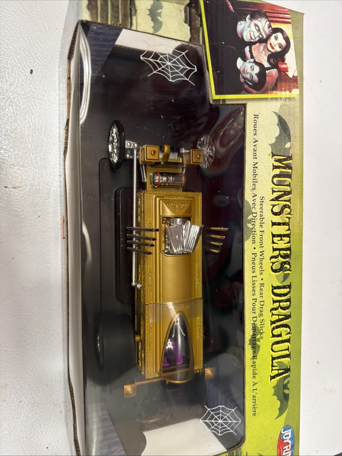 Ertl American Muscle The Munsters Dragsters Dragula 1:18 Diecast – Gold