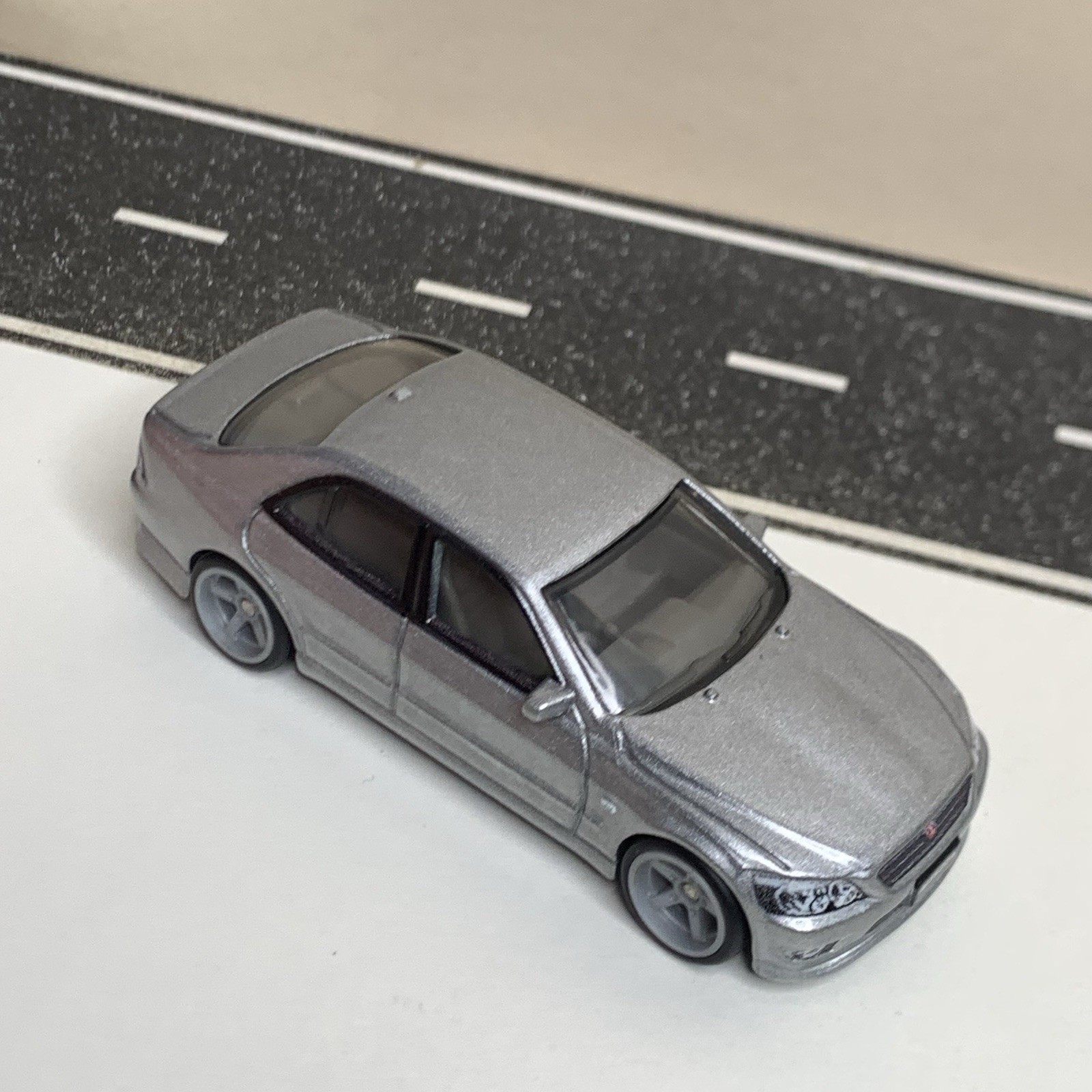 Hot Wheels Premium Modern Classics ’98 Toyota Altezza Lexus IS300 Silver 1:64 NM