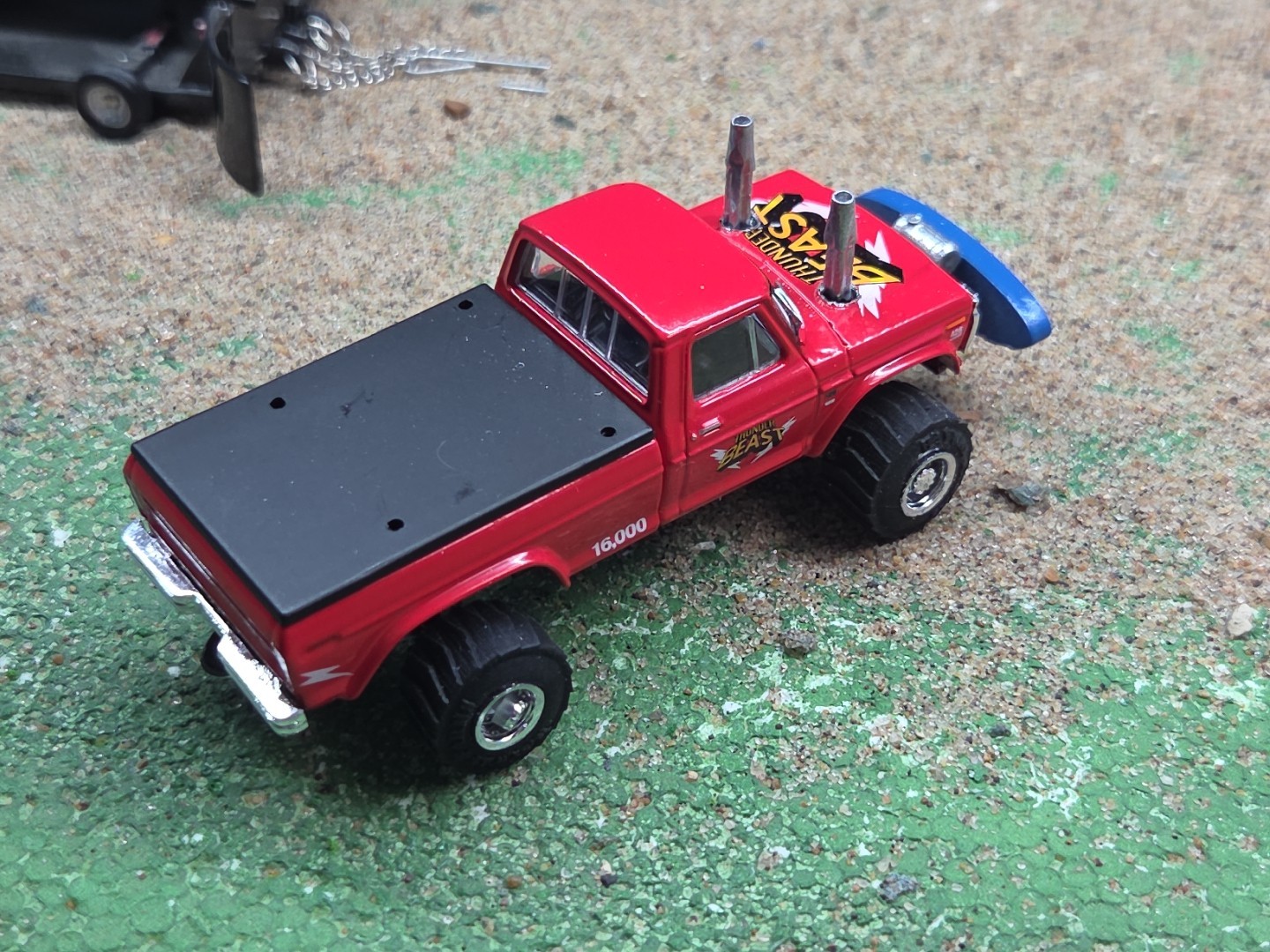 CUSTOM BUILT 1:64 GreenLight 1976 FORD HOT ROD PULLING TRUCK ertl puller dcp 460