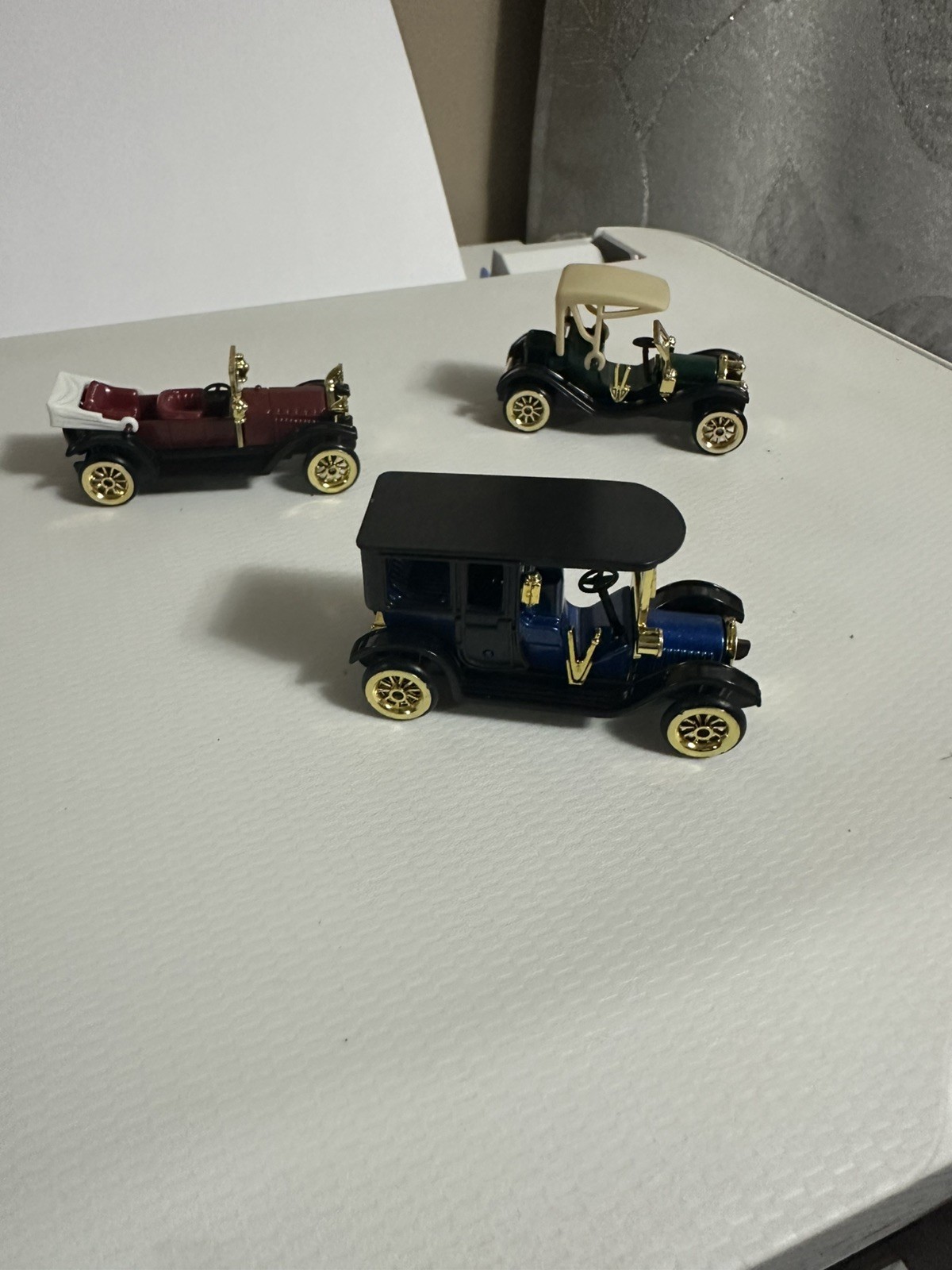 Vintage Reader’s Digest High Speed 1:64 Diecast Antique Replica Cars Set of 3
