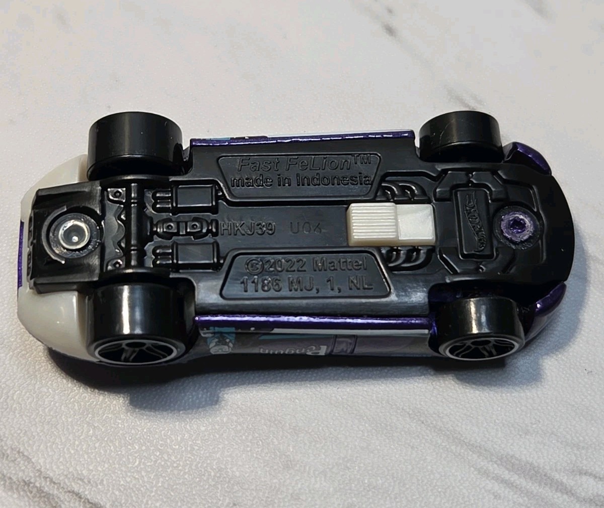 2022 Hot Wheels Fast Felion Penguin Batman Purple Diecast 1:64 Toy Race Car