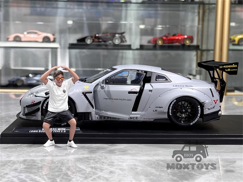 Solido 1:18 (R35) W/ LIBERTY WALK BODY KIT TYPE 2.0 GREY 2024 Diecast Model Car