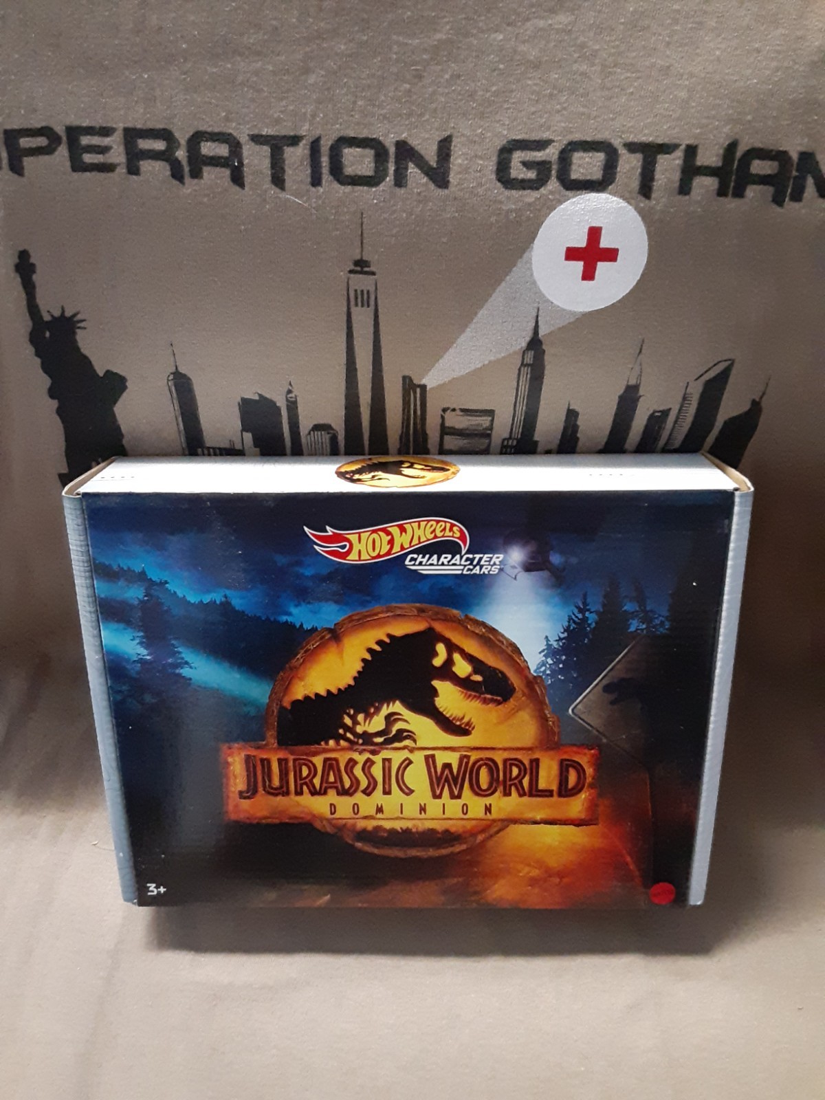 HOT WHEELS CHARACTER CARS JURASSIC WORLD DOMINION 5 CAR BOX SET MIB