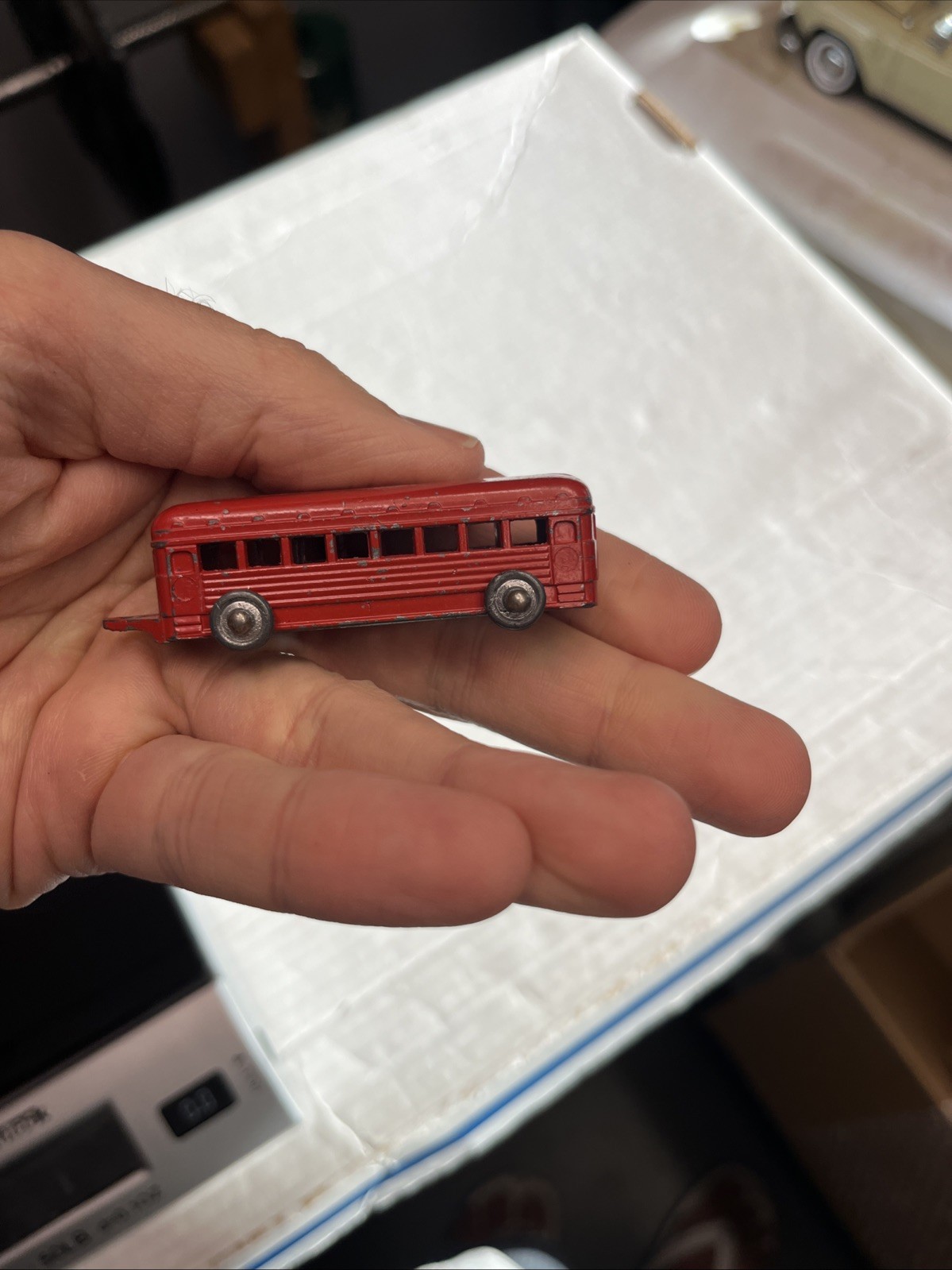 VINTAGE-RARE- Red Diecast 1940s Coach Bus 2.5”