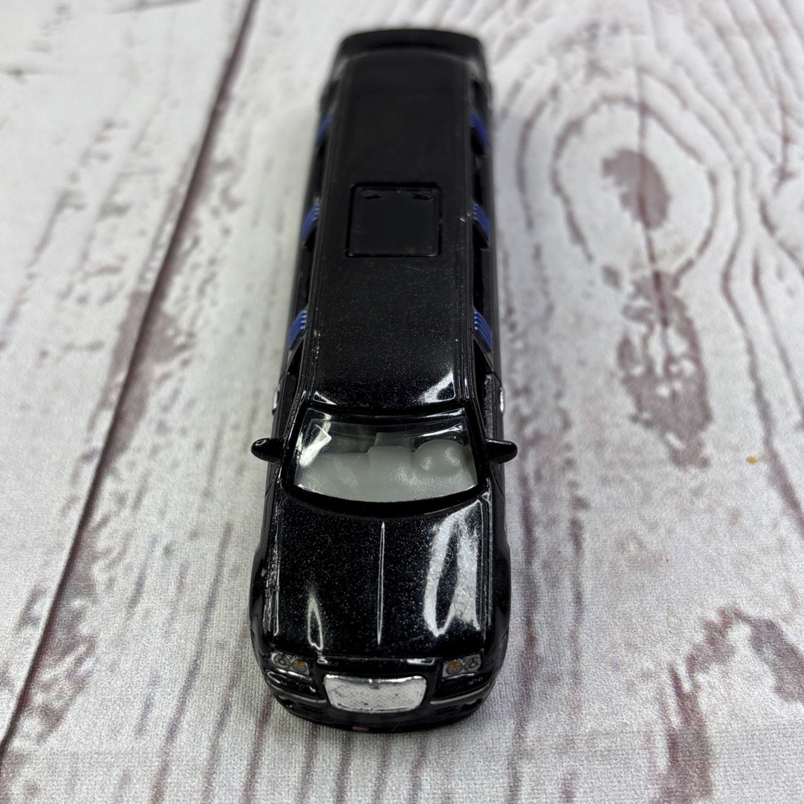 Trump Executive Diecast Collection Chrysler 300C Hemi Limo By Maisto 1/64 Scale