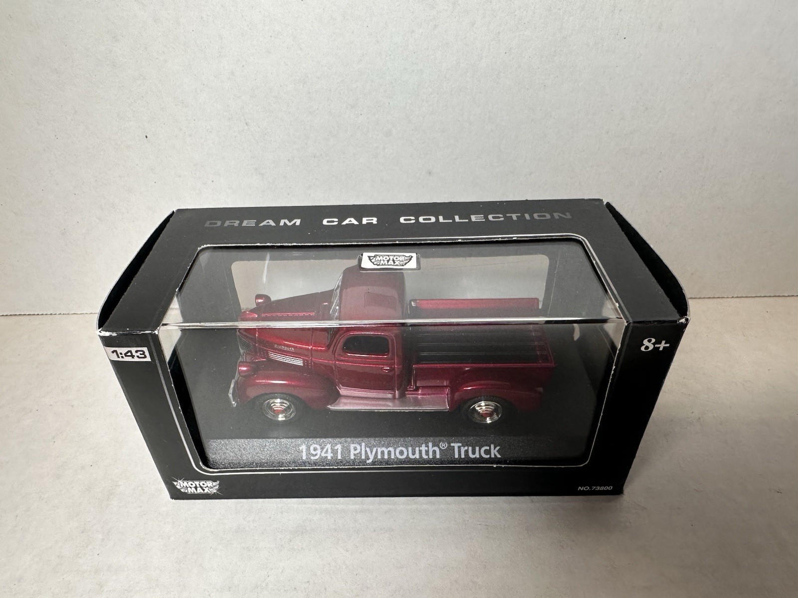 Motor Max 1941 Plymouth Truck Pickup Red 1:43 Diecast NEW NIB