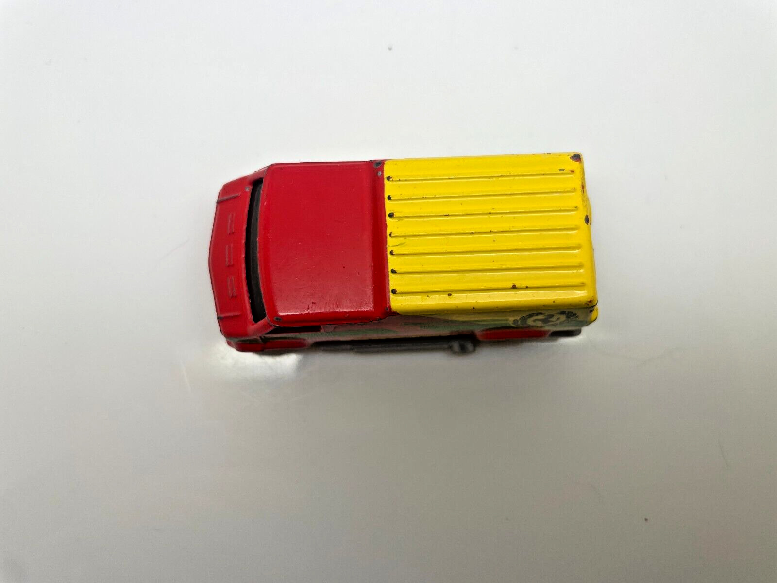 CORGI HOT ROD CUSTOM VAN FERRARI RARE 1:64 RED & YELLOW 36
