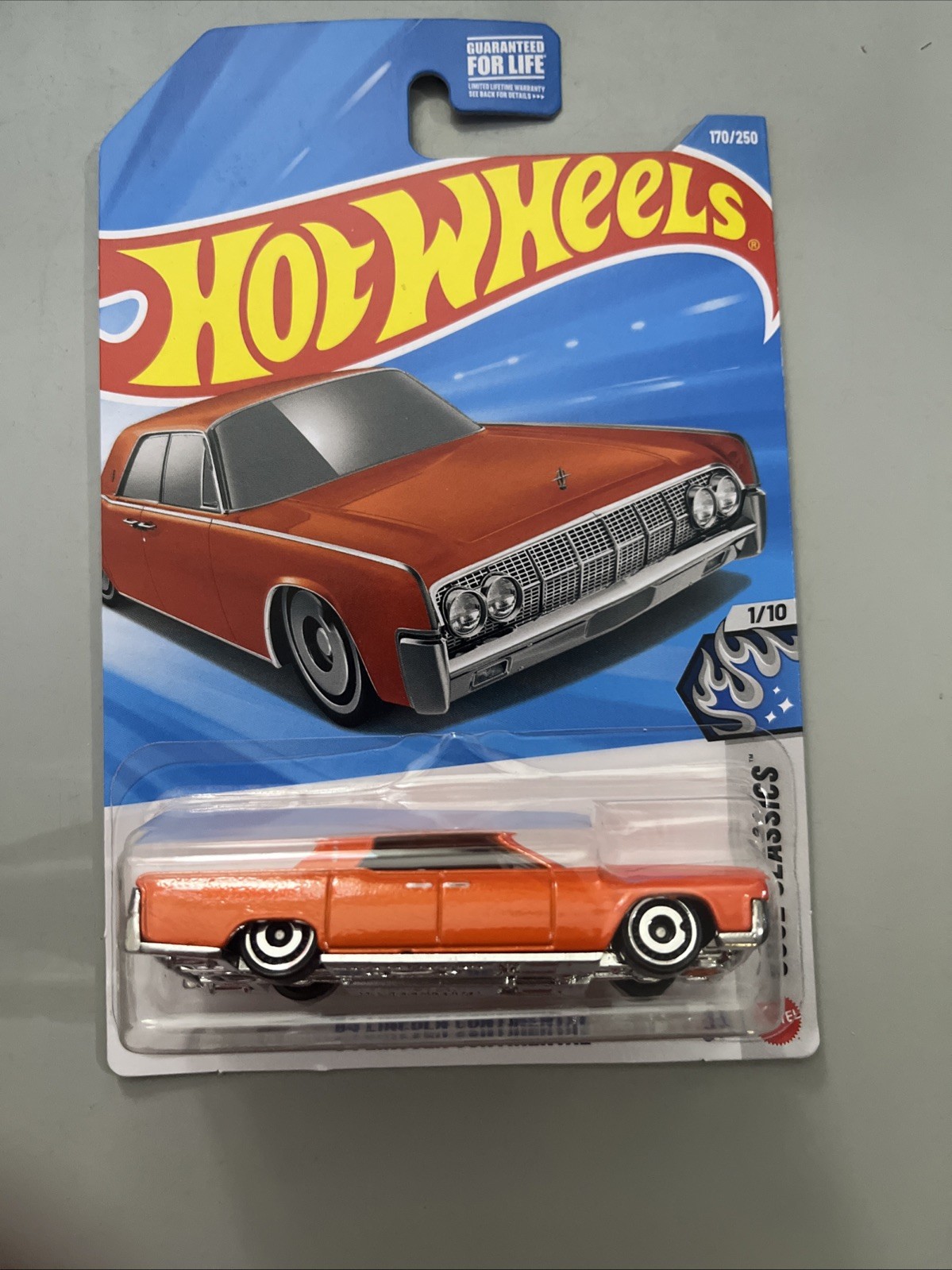 Hot Wheels Classics ’64 Lincoln Continental Orange Diecast 1:64 Unopened