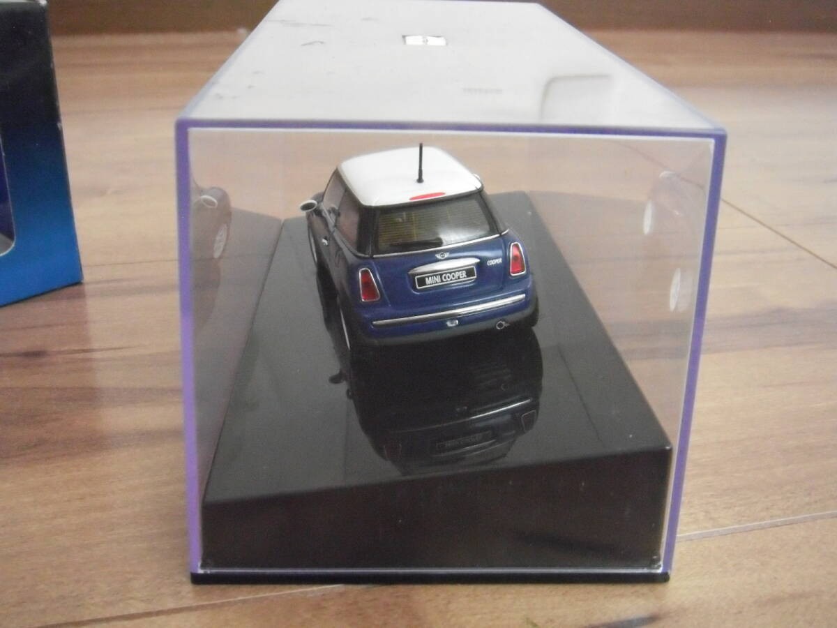 Autoart BMW Mini Cooper Diecast Blue