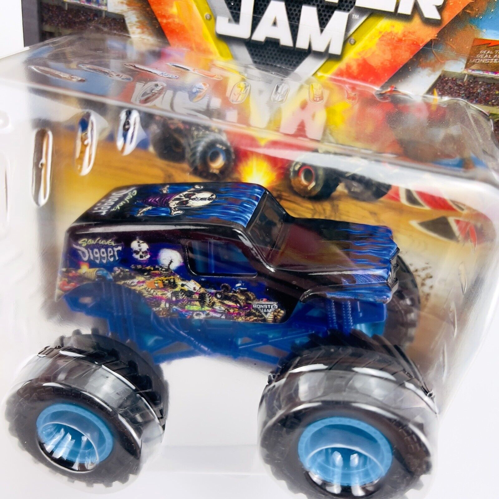 Monster Jam Truck: Son-uva Digger 1:64 Scale Series 5 True Metal by Spin Master