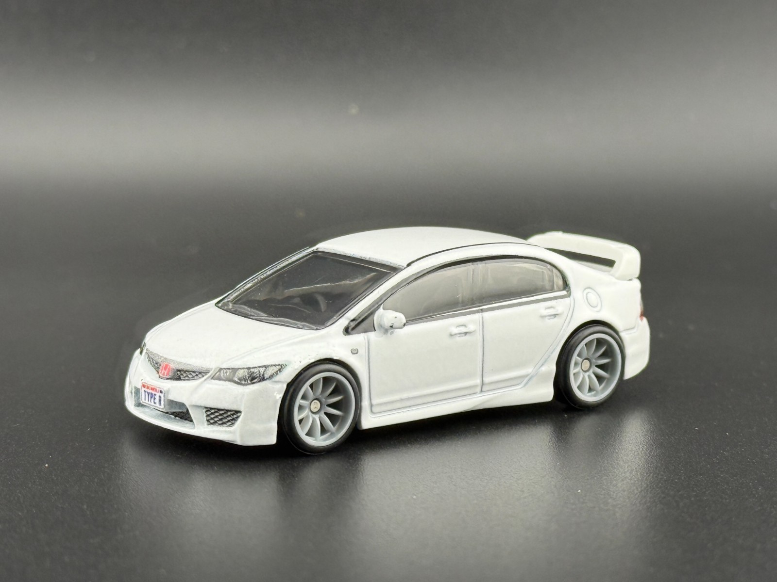 Hot Wheels 07 Honda Civic Type R Ronin Run 2 FPY86-961 M 1/64