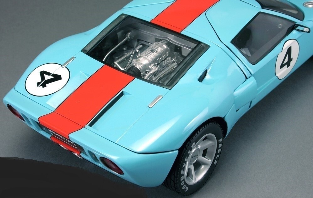 Ford GT40 Race Car Classic Custom Concept Model Hot Rod Carousel BLU 1:18