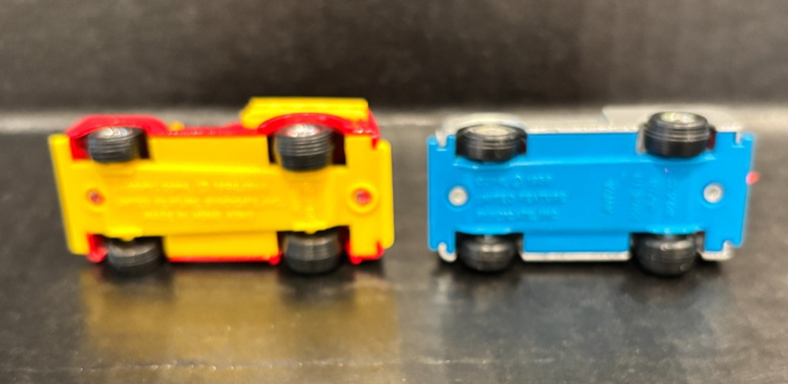 2 Aviva Diecast, SNOOPY FIRE TRUCK / SNOOPY TOW TRUCK (Peanuts Gang)