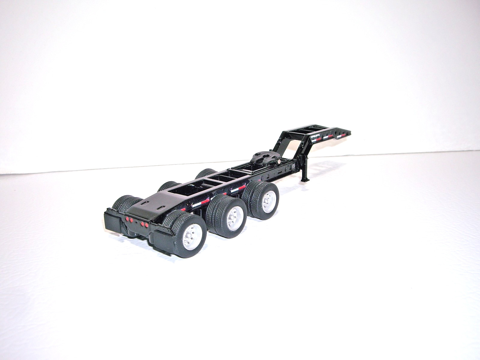 DIECAST MASTERS 1/64 PETE 589 & TRAILKING LOWBOY, JEEP&BOOSTER SAME SCALE AS DCP