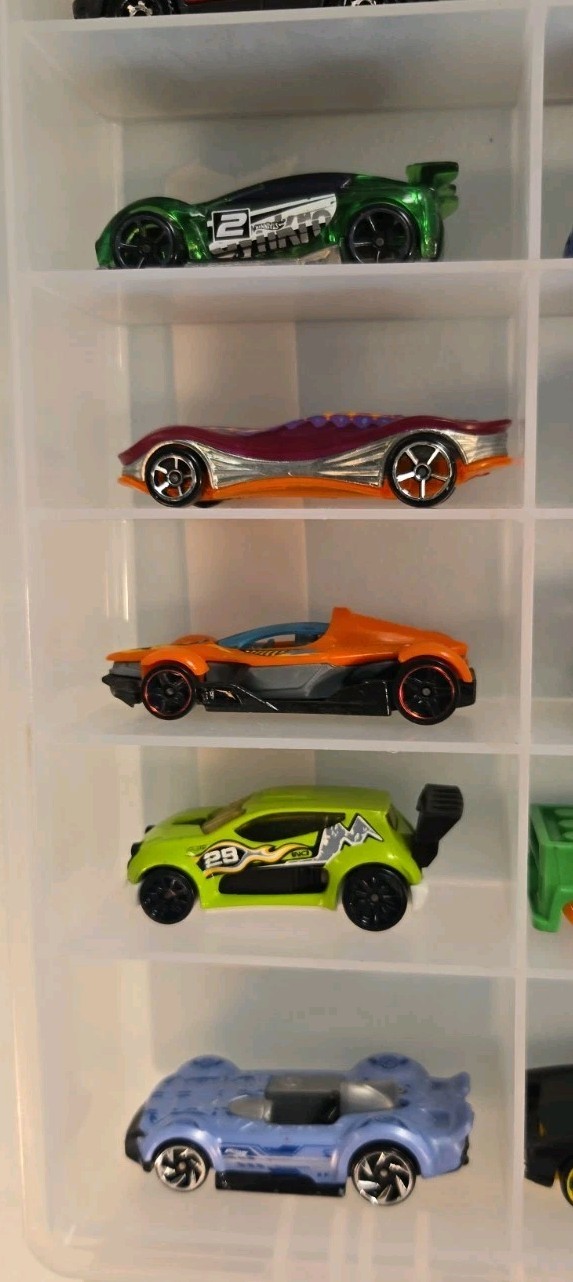 Lot 20 Loose Hot Wheels Various Fantasy Vehicles Cars