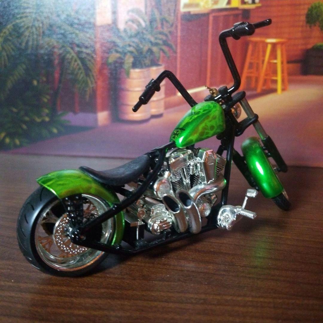 Mini Car 1/18 Green Muscle Machines West Coast Choppers Not specified