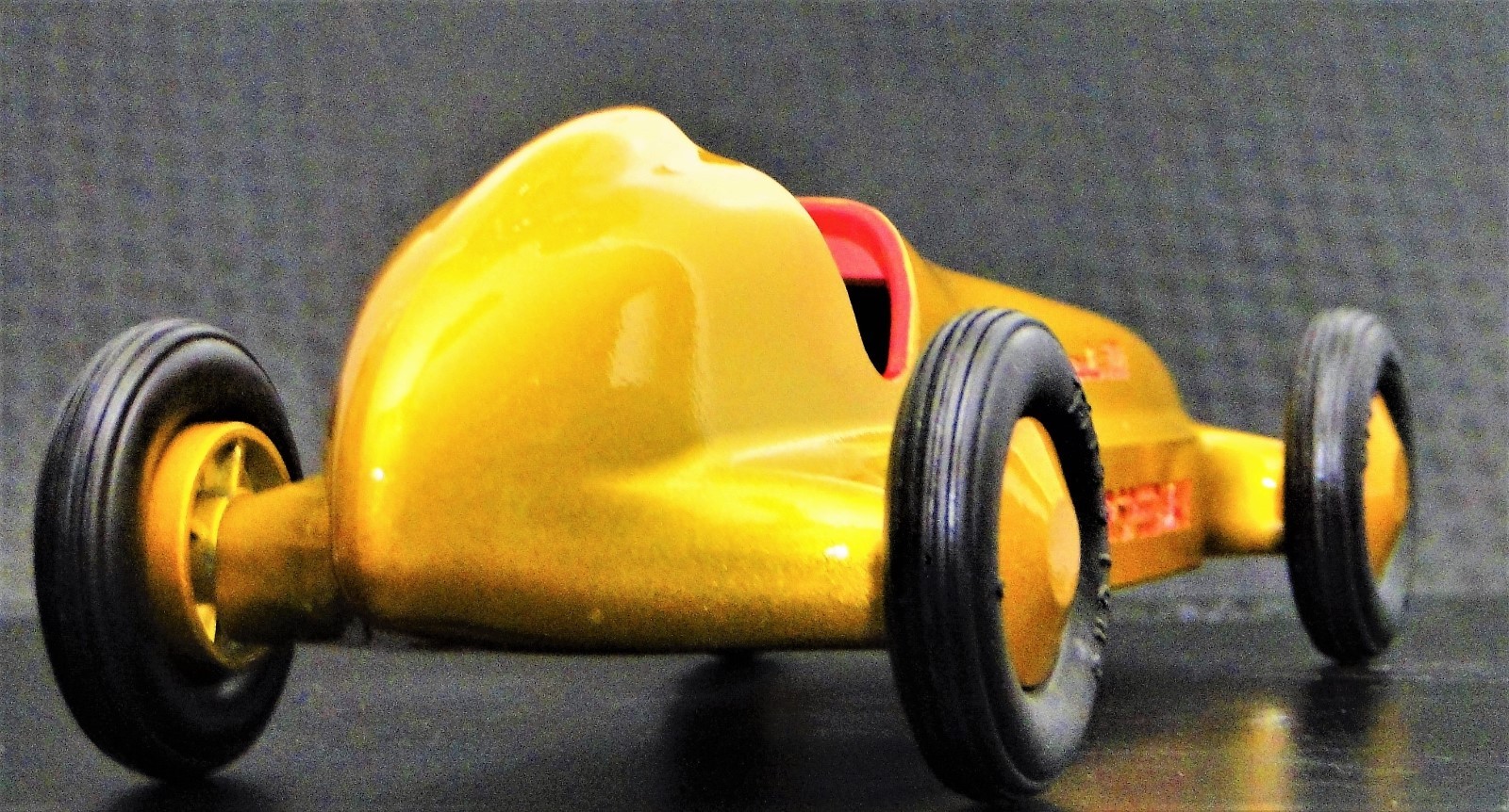 Boyle Special Wilbur Shaw Model Racer Race Indy Car Carousel Gold 1:18