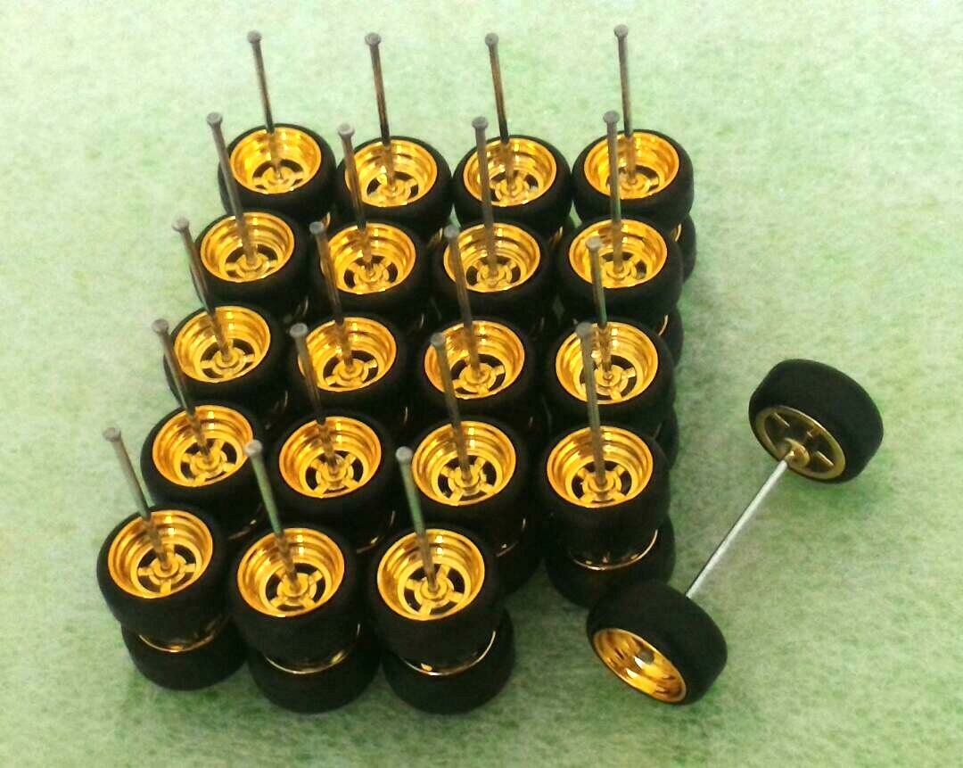(🅿romo) Hot Wheels 40 SETS Chrome/Gold 4 Spoke Long Axle :64 Rubber Tires