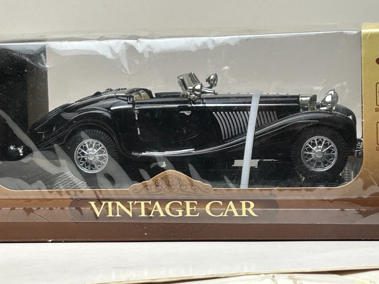 Diecast 1:28 Scale 1930’s Mercedes 540K with Box