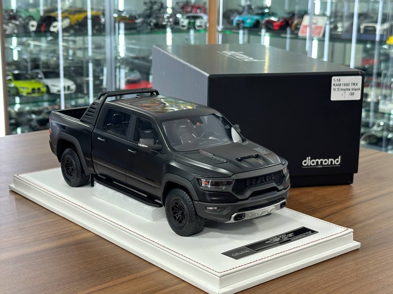 Dodge Ram TRX 1500 by Diamand Matte Black -Ltd 40 pcs Collector Car[1:18 Resin]