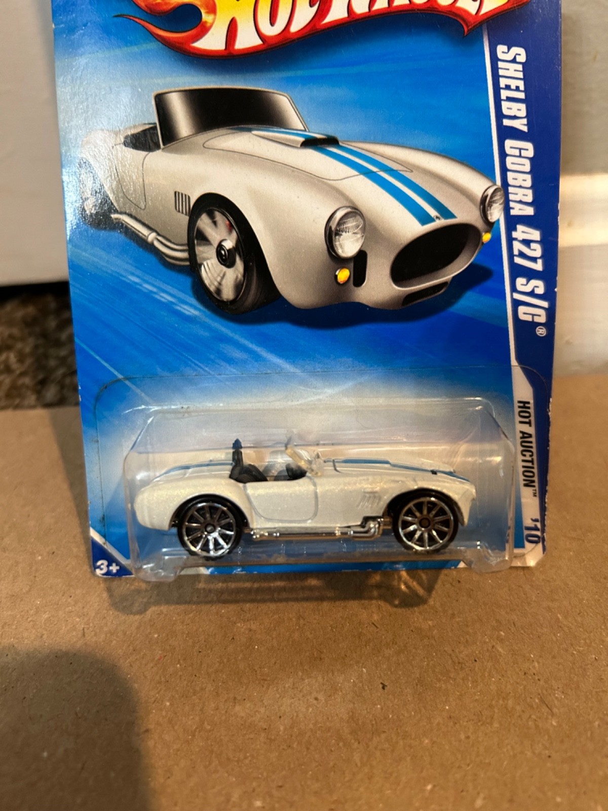 Hot Wheels 2010 Hot Auction White Shelby Cobra 427 S/C #165