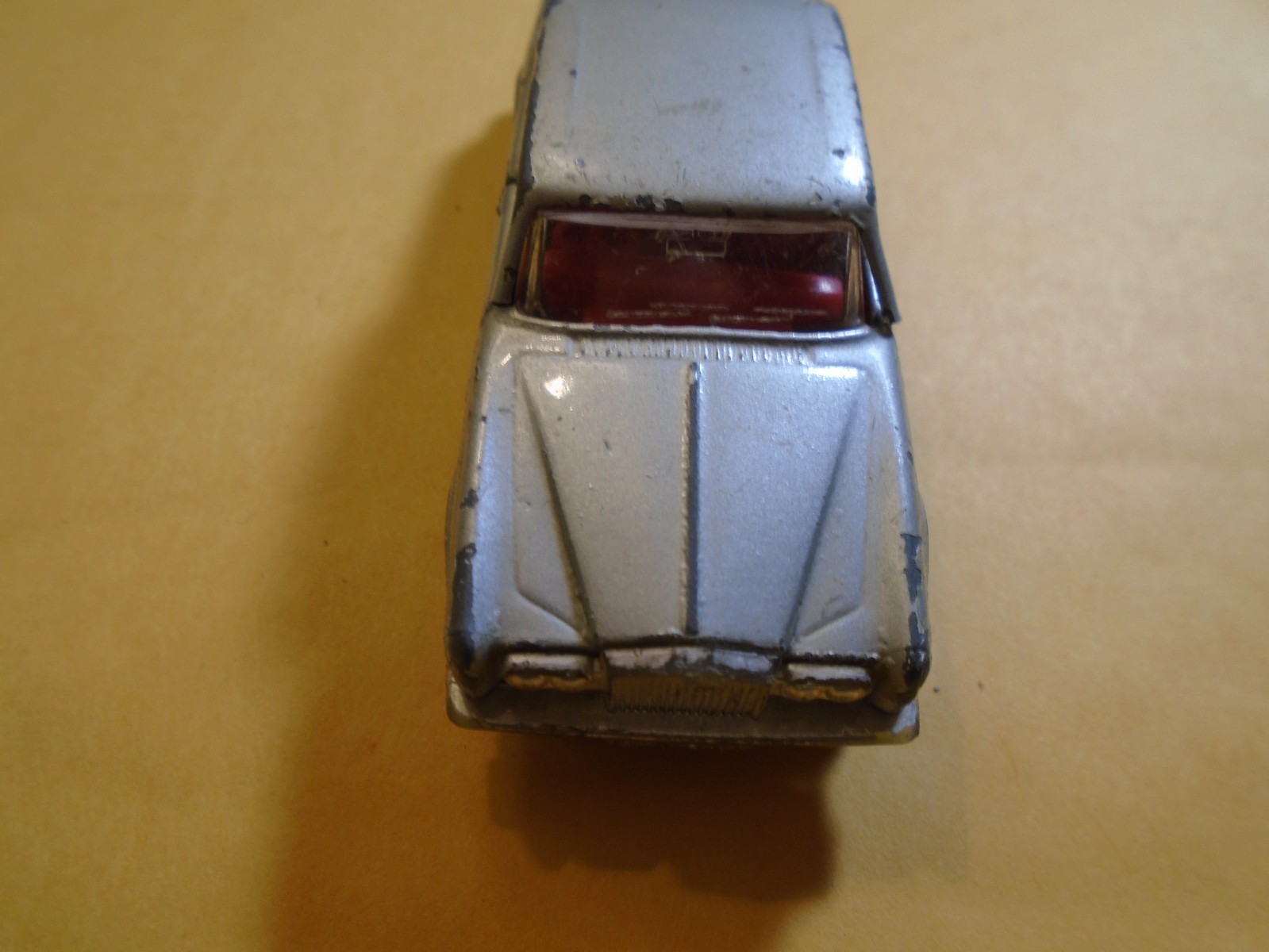 VINTAGE LESNEY MATCHBOX CAR, DIECAST, SUPERFAST ( # 39 ROLLS-ROYCE ) FREE SHIP