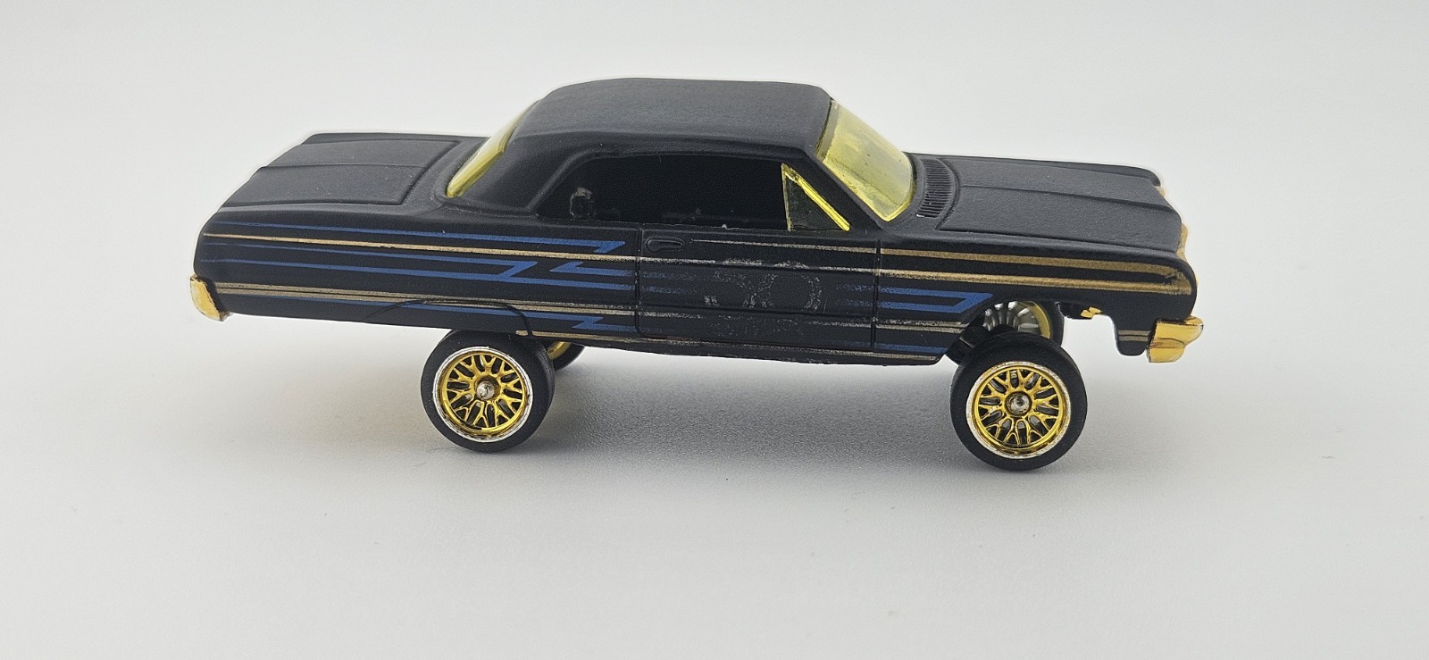 Hot Wheels Lowrider Positionable Frame For Impala 1/64 Revelle Lowrider KIT