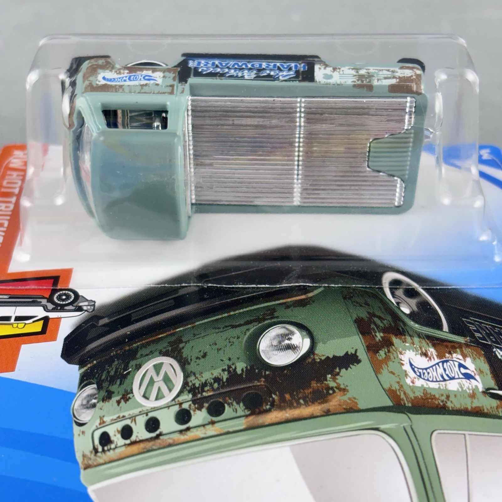 Hot Wheels Volkswagen T2 Pickup Green w/Rust Patina HW Hot Trucks 3/10 #297 2018