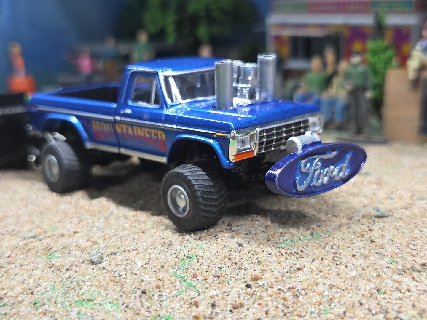 CUSTOM BUILT 1:64 GreenLight 1979 FORD HOT ROD PULLING TRUCK ertl puller dcp 460