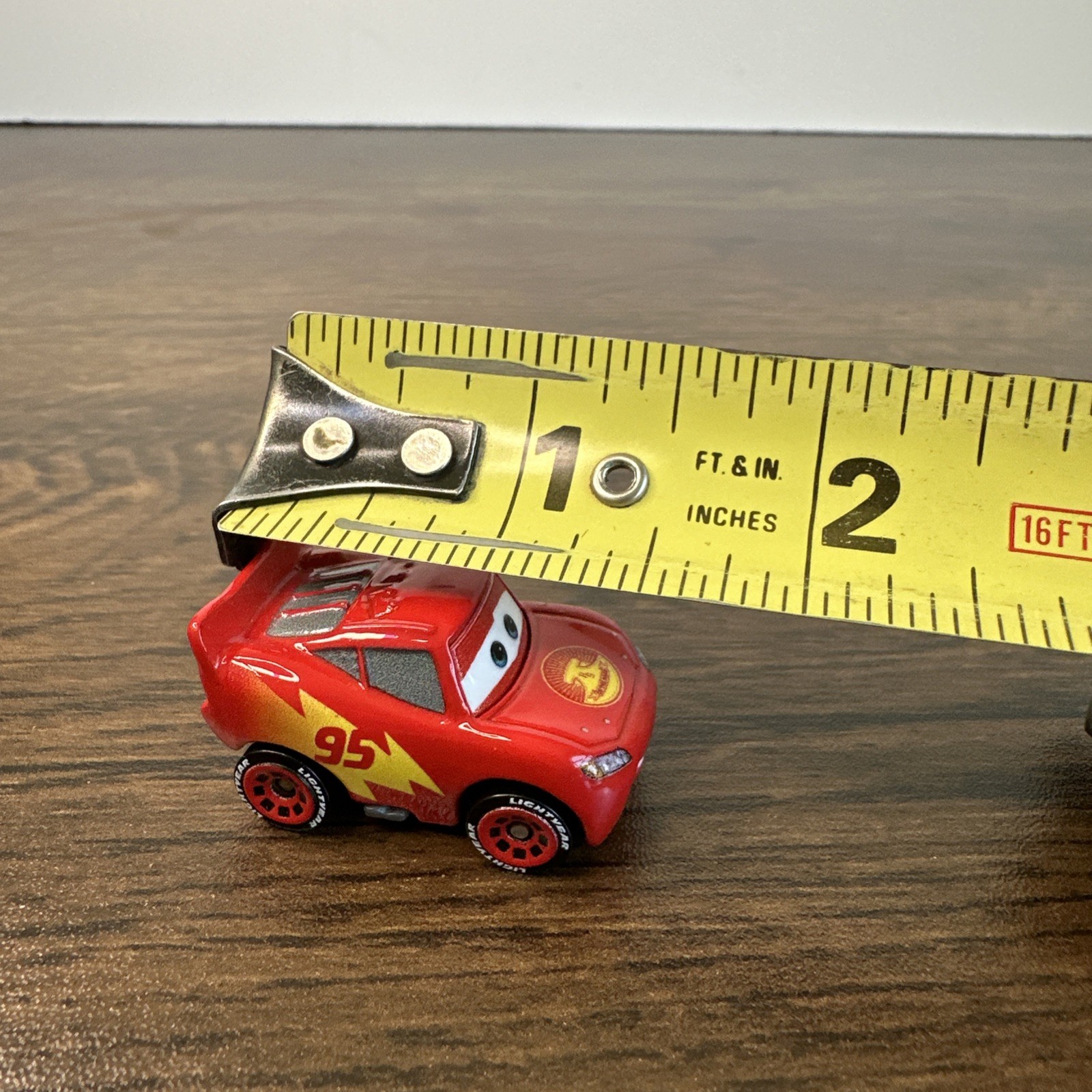 Pixar Cars On The Road Mini Racers Super Speed Mater Datz Jammin McQueen Salt