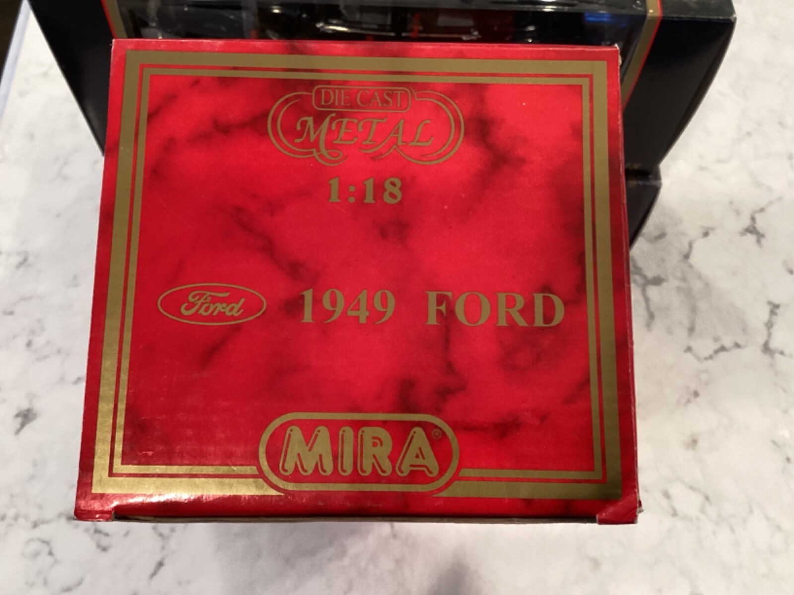 1/18 Mira Golden Line Collection 1949 Ford Convertible