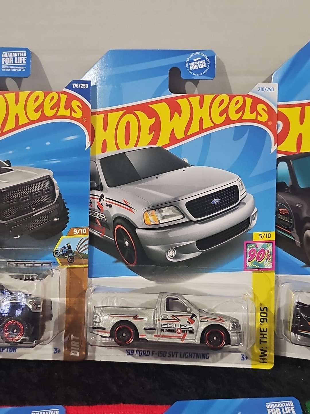 Hot Wheels Lot Of 14 Trucks And 2 Blazer