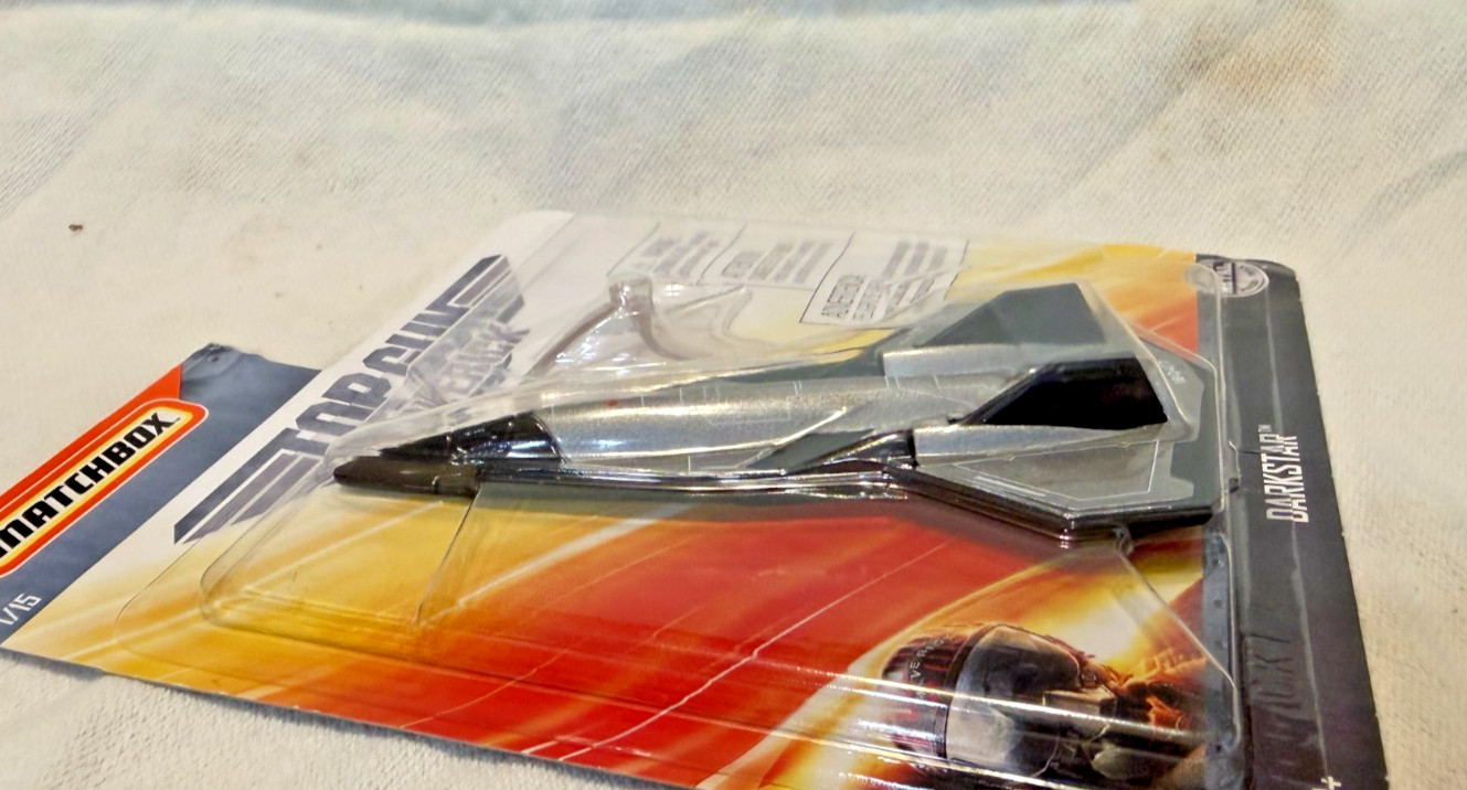 MATCHBOX – SKY BUSTERS – TOP GUN MAVERICK #1/15 – DARKSTAR – BLACK/GRAY