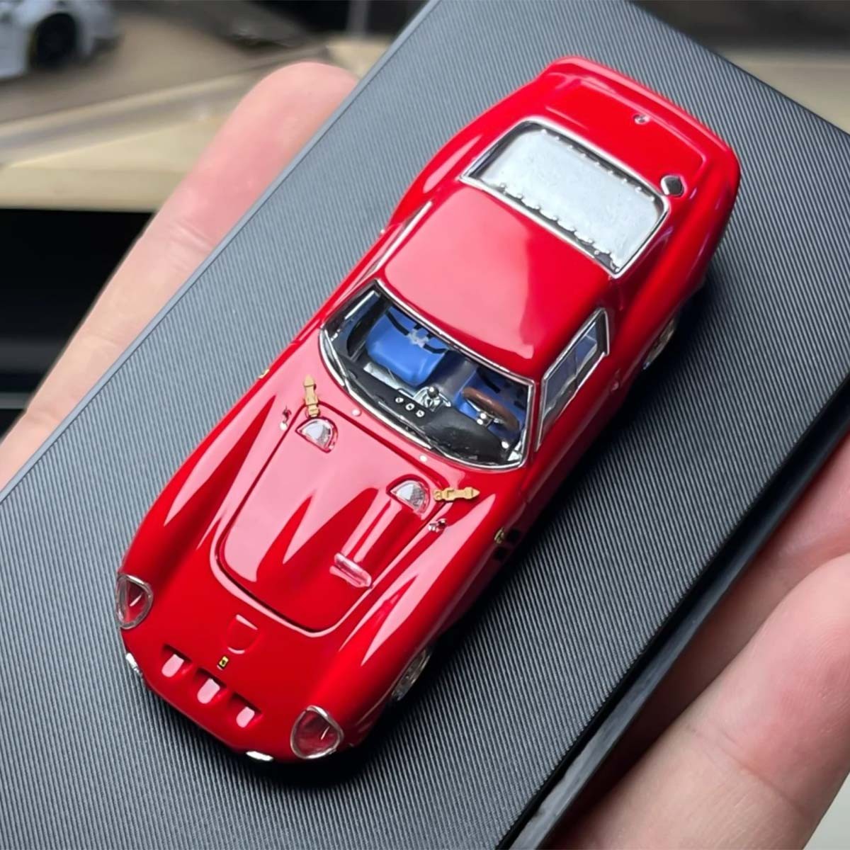 Classic Lover 1:64 Ferrari 250 GTO Red Alloy Diecast Car Model