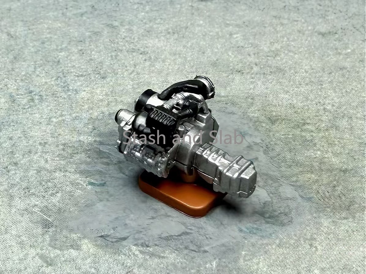 MOTORHELIX 1:64 RWB 964 Silver-Fenix Gold Chrome Toshikazu Nozaka Art 1299