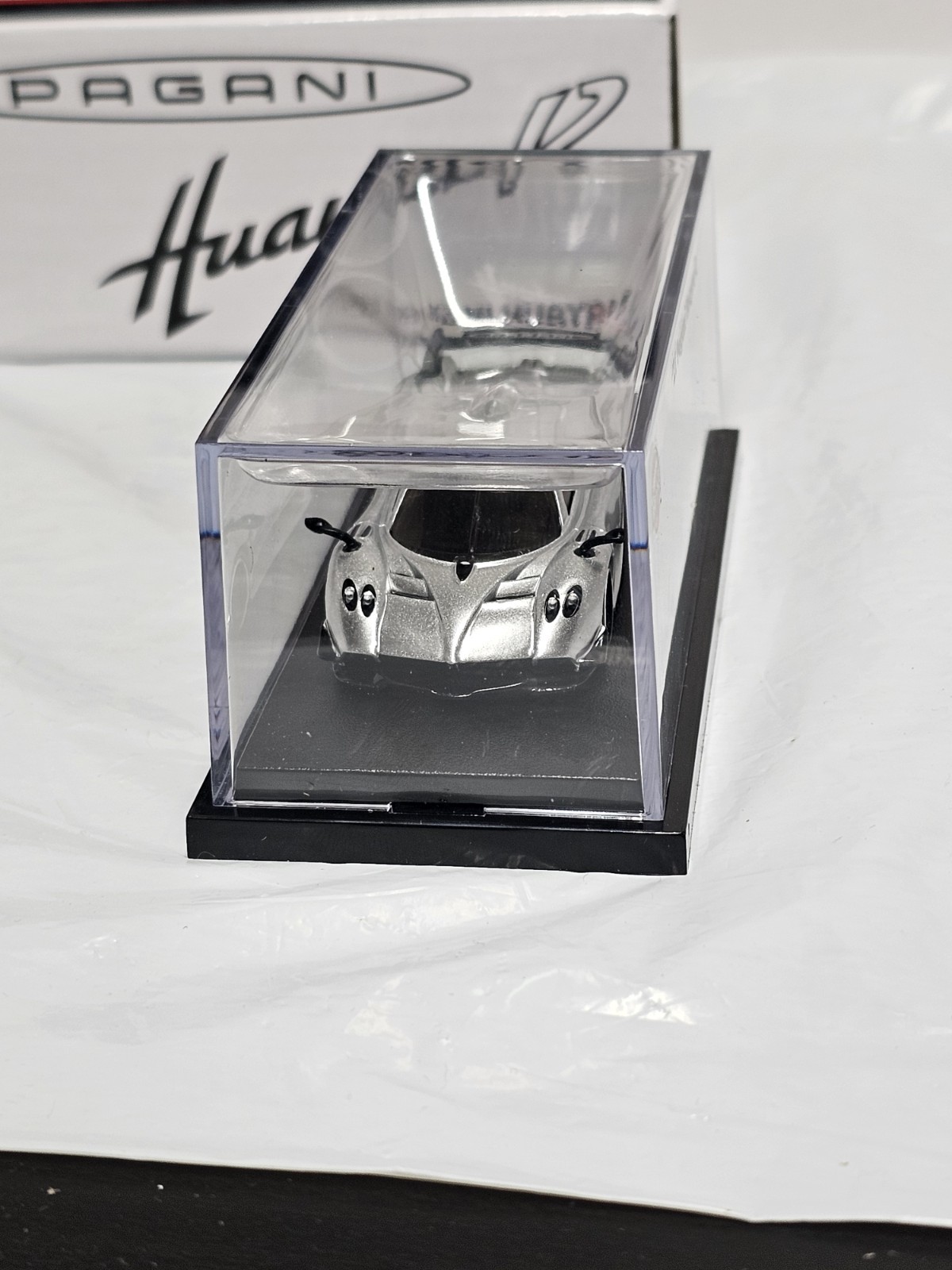 Hot Wheels Red Line Club Pagani Huayra R 1:64 Silver/Black Diecast 2021 w/ Case