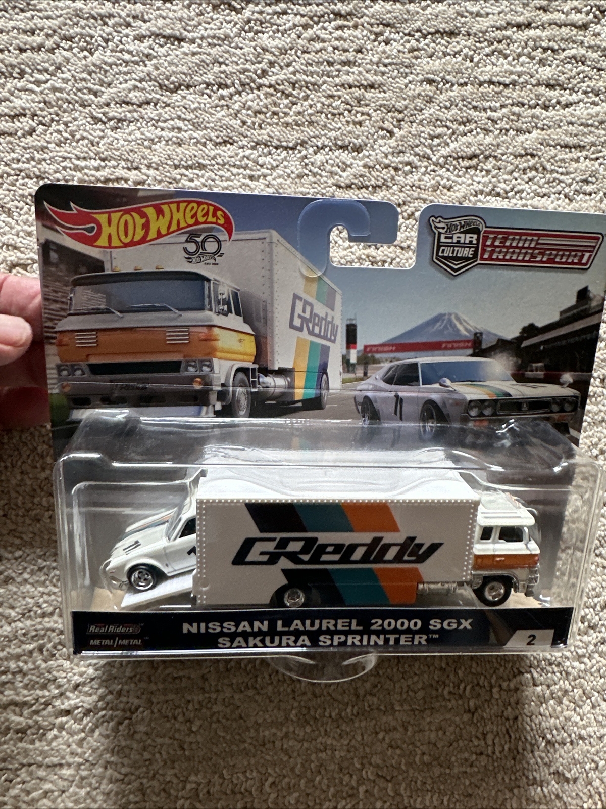 Hot Wheels Team Transport NISSAN LAUREL 2000 SGX Sakura Sprinter # 2 NEW