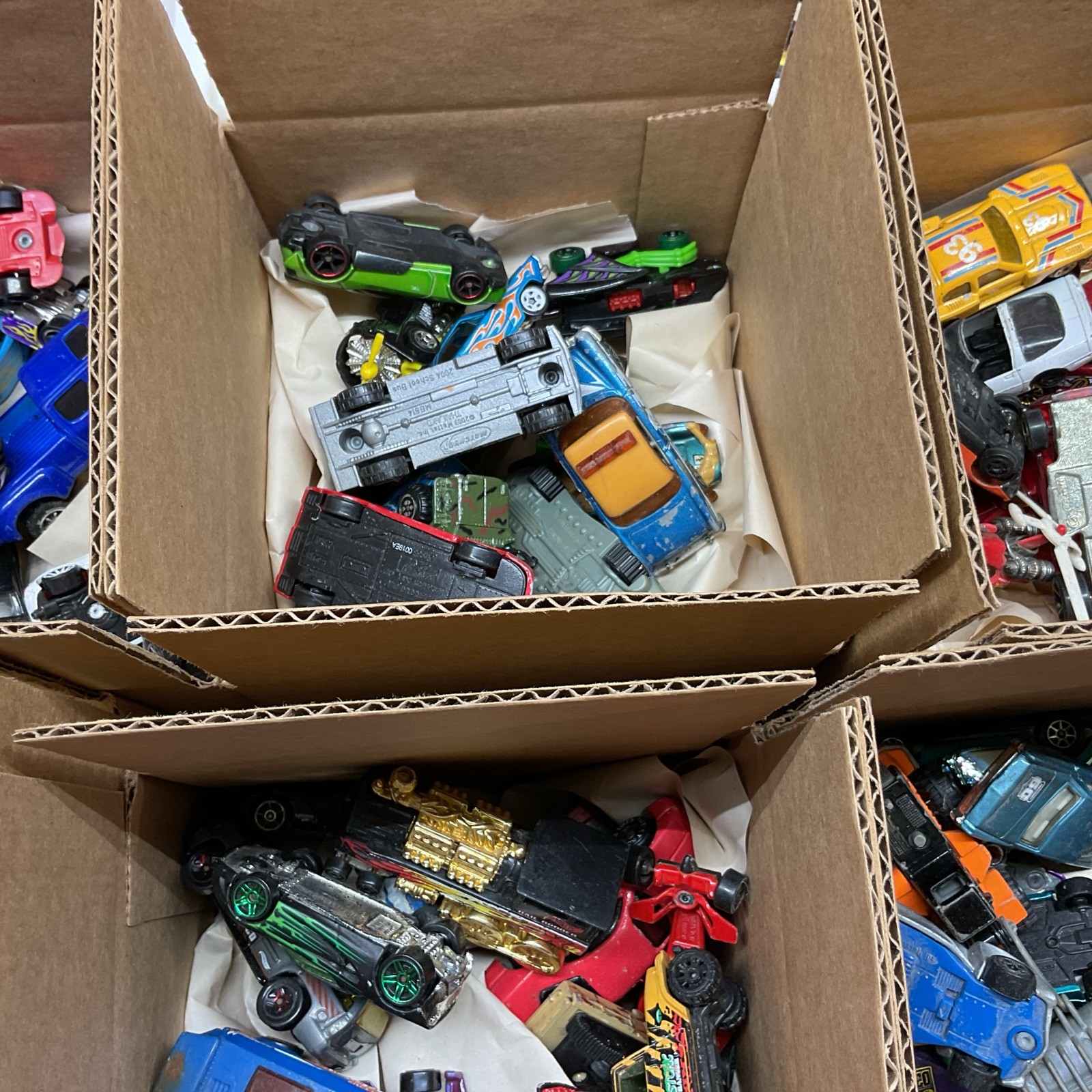 HOT WHEELS, MATCHBOX MYSTERY BOX 1 Ib. Box, Mixed Lot Approximately 12-15 Cars