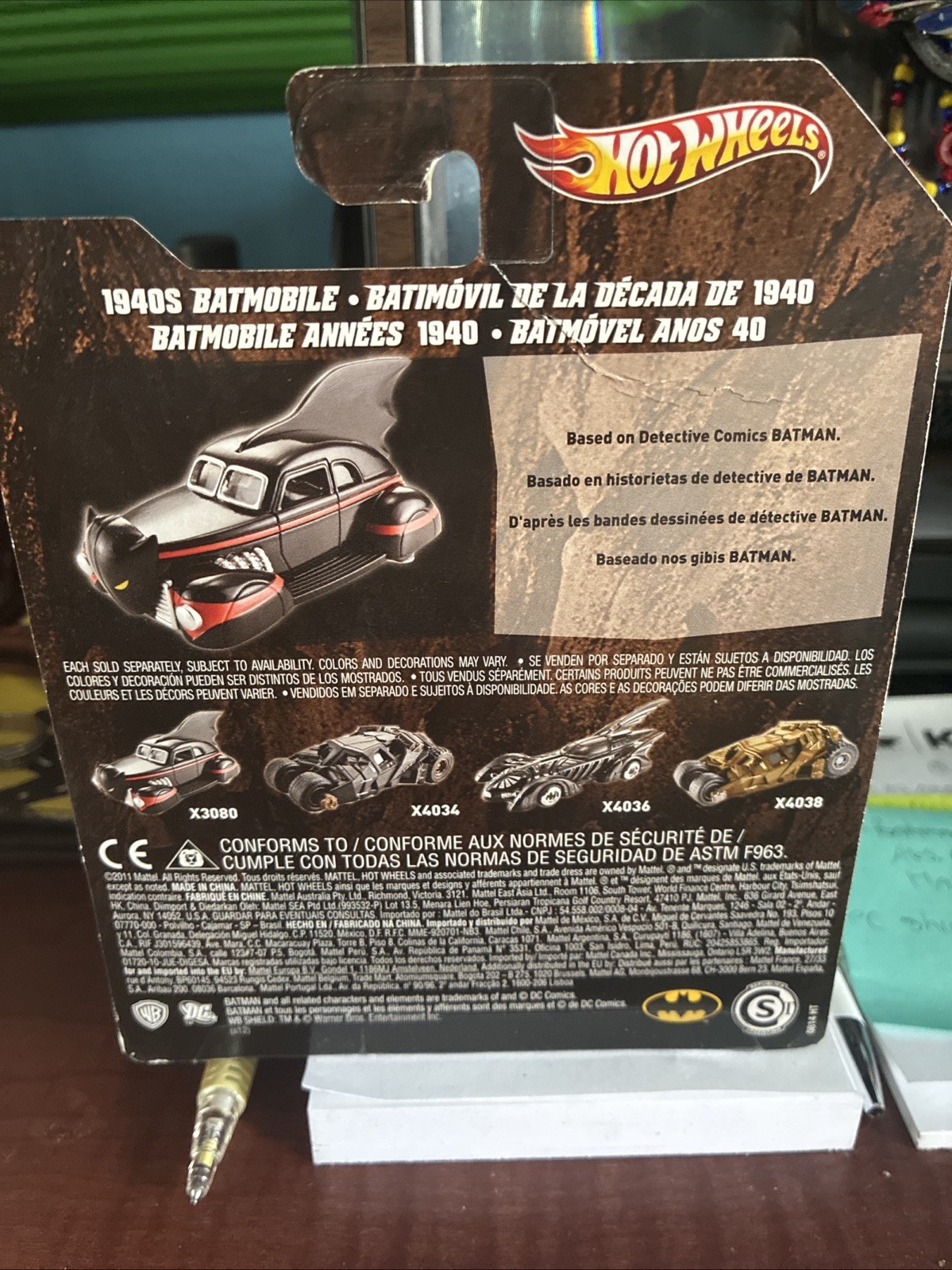 Hot Wheels Collectors.com Batman 1940’s Batmobile 1:50 X3080 2011