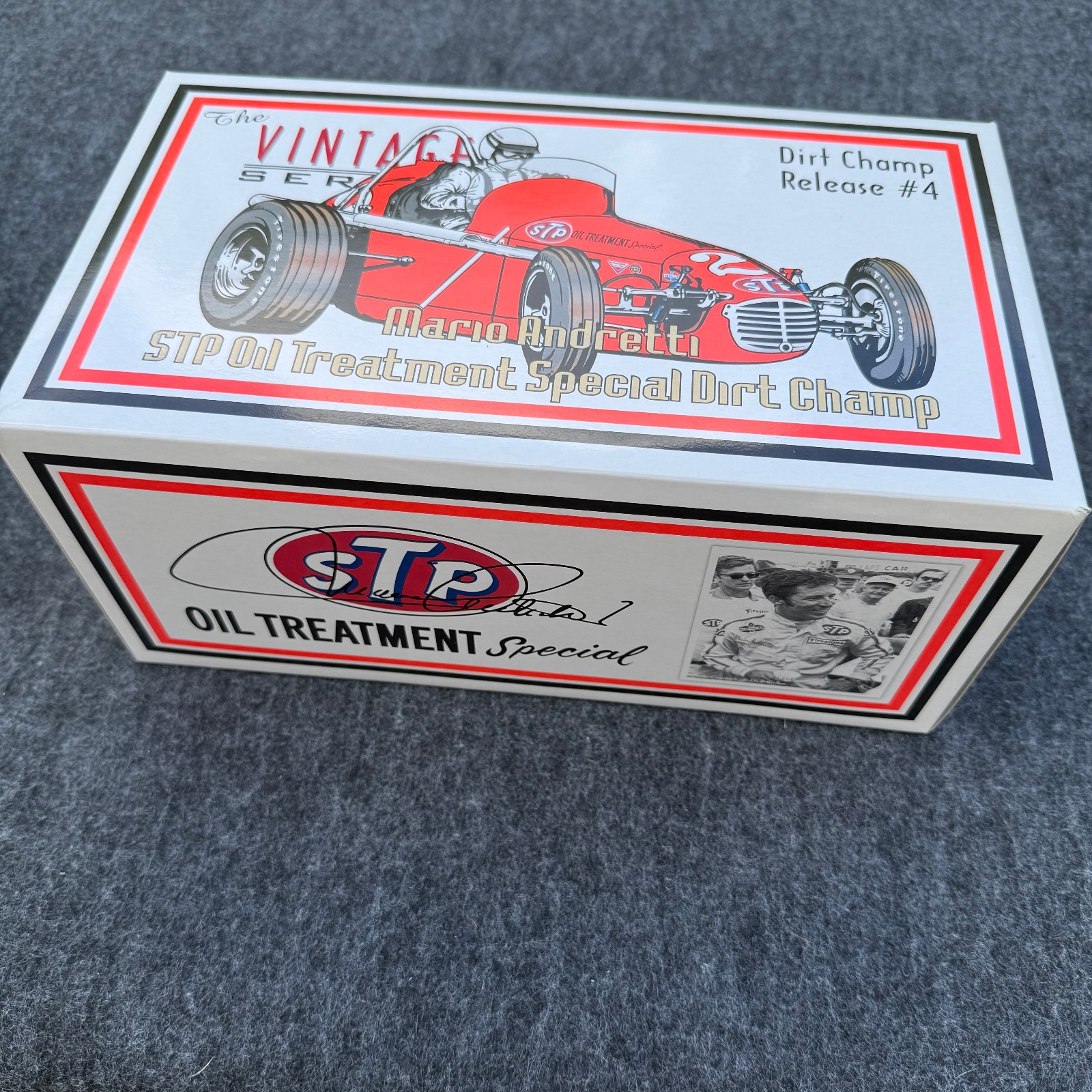 GMP #2 MARIO ANDRETTI STP OIL TREATMENT SPL OFFENHAUSER DIRT CHAMP 1:18 #7624 SR