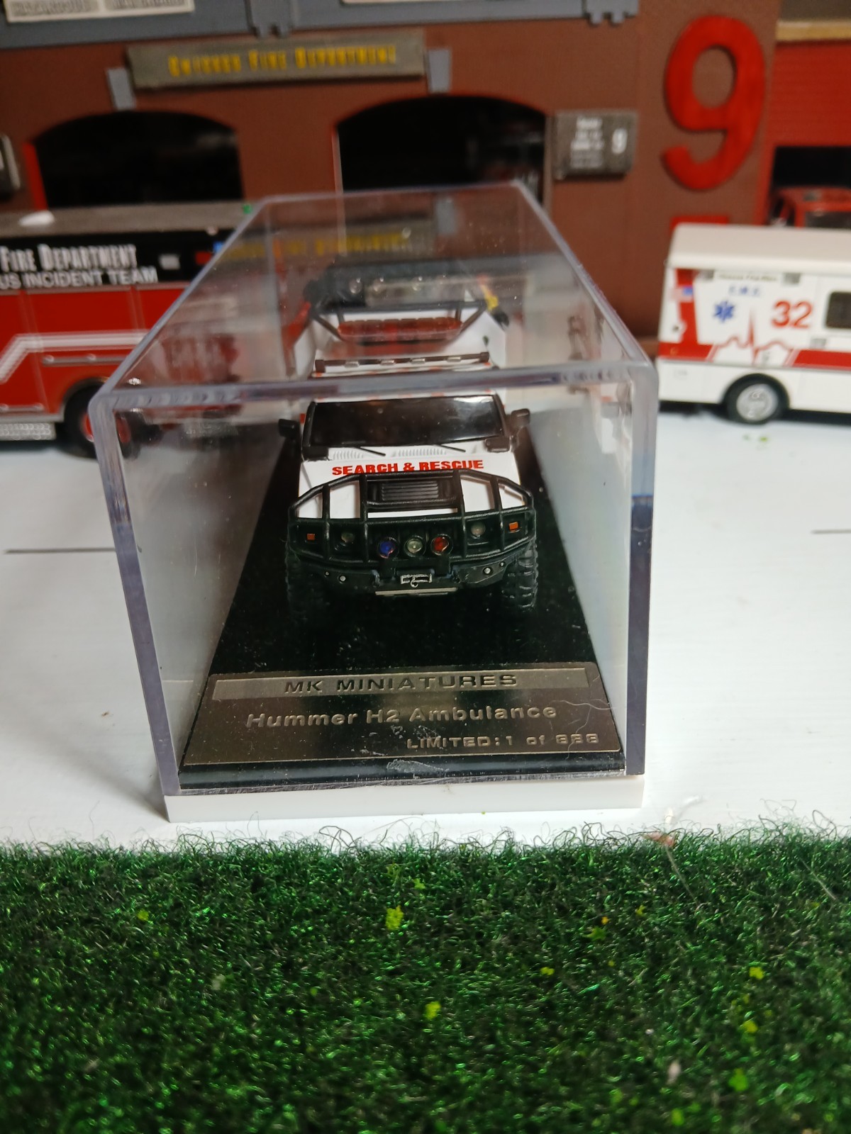 Code 3 1:64 MK Chicago Fire Dept. Hummer H2 Ambulance Kitbash Diecast. Rare