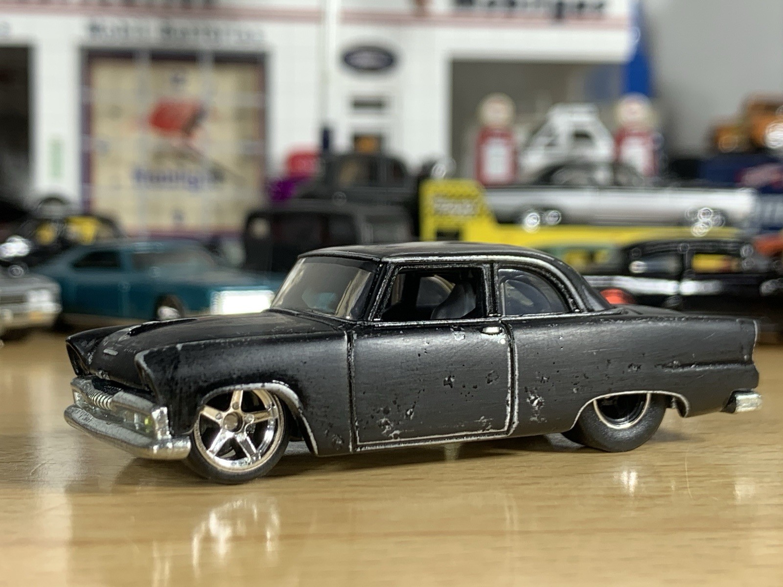 Hot Wheels Customized 1955 Plymouth Savoy Hot Rod Patina Matt Black Metal Base