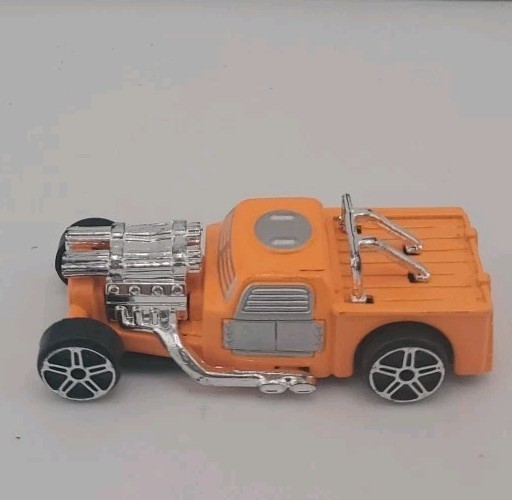 Maisto Leadslinger 1:64 Scale