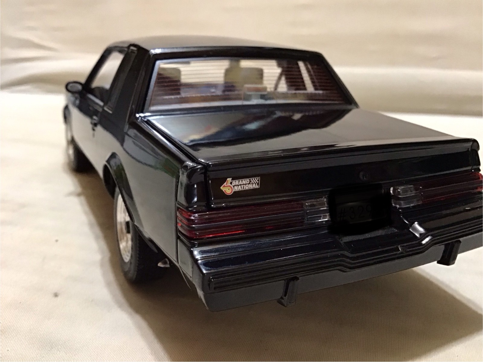 BUICK GRAND NATIONAL 1987 BLACK GMP #8201 DETAILED DIECAST RARE 1/24 read defect