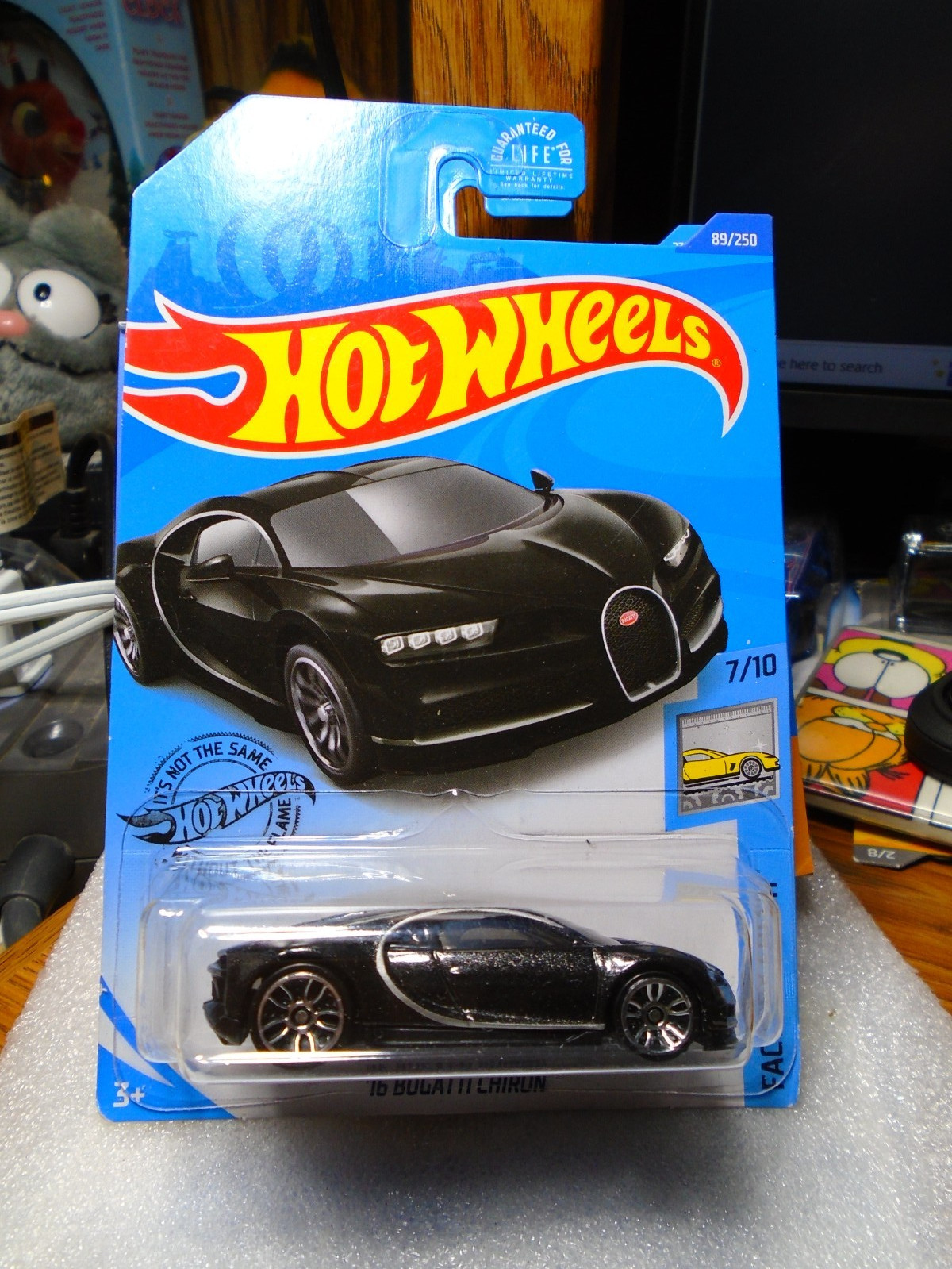 Hot Wheels Factory Fresh ’16 Bugatti Chiron