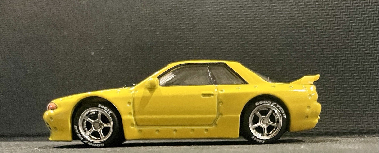 Hot Wheels Premium Ronin Run 2 Nissan Skyline GT-R Pandem CUSTOM Wheels & Tires