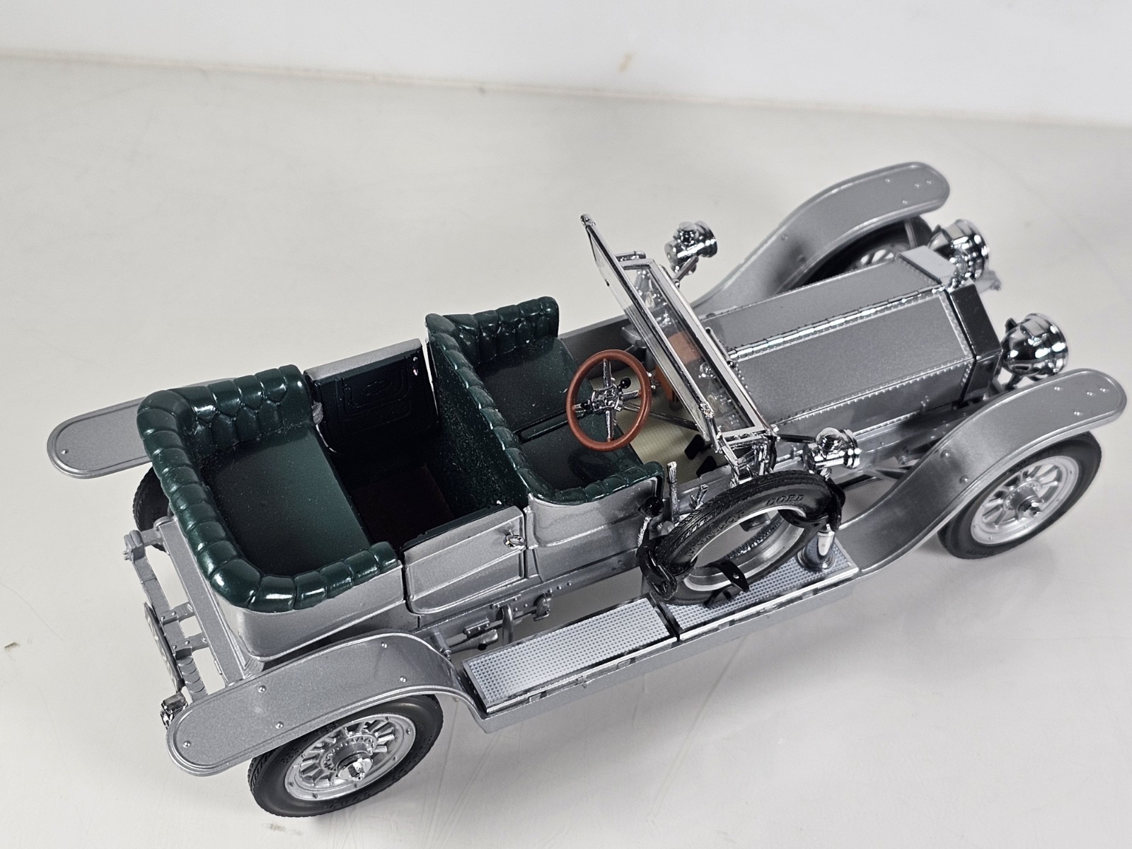 Rolls Royce Silver Ghost Franklin Mint Precision Model Car Boxed 1:24 Scale VGC