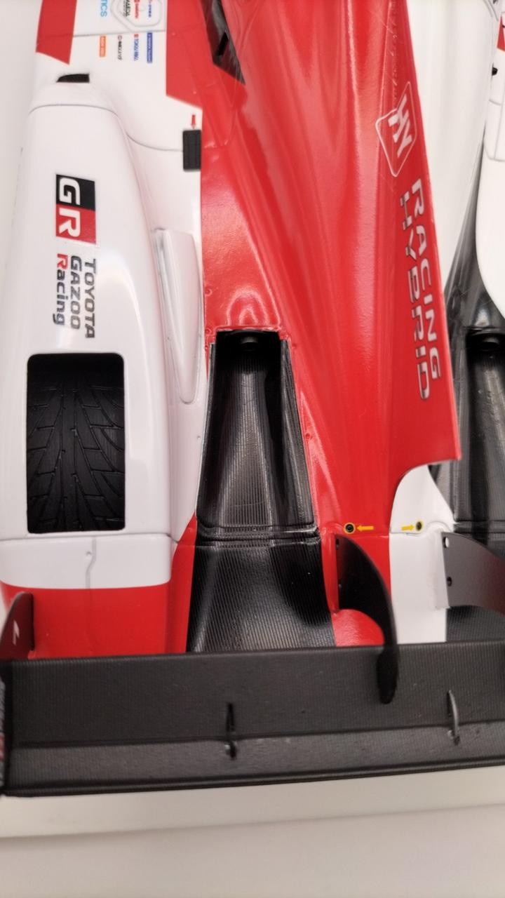 SPARK GR010 HYBRID 1/18