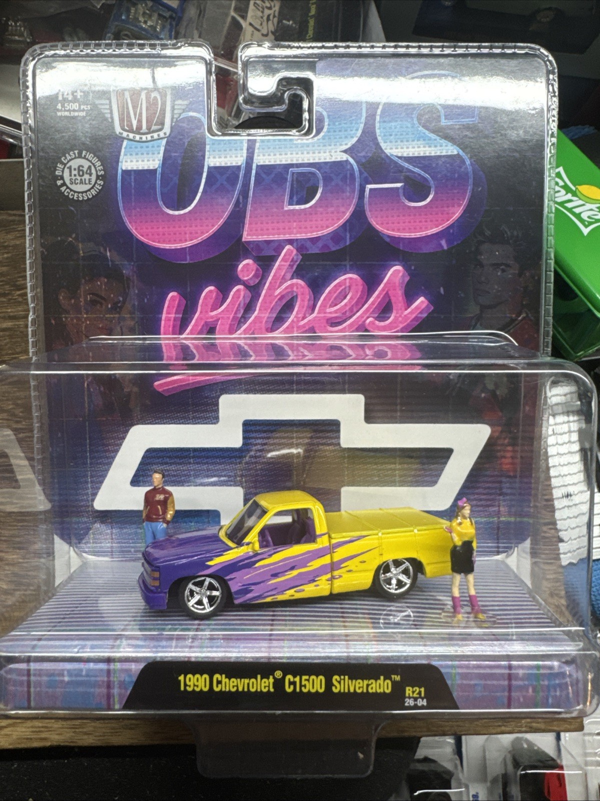 2026 M2 Machines Diorama 1990 Chevrolet C1500 Silverado OBS Vibes 1 of 4500pcs