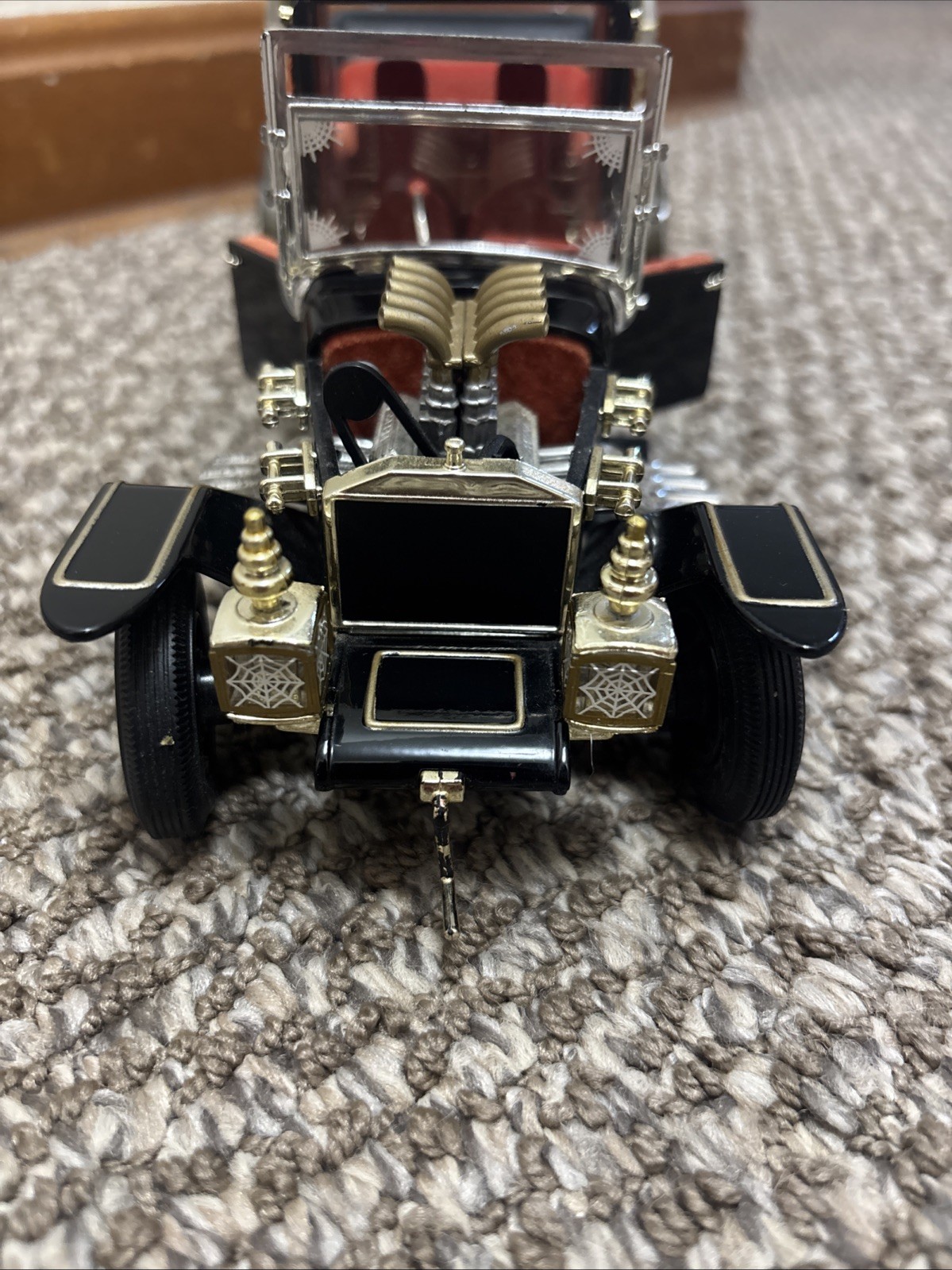 Munsters Koach Black 1:18 Ertl | 33036